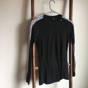 Helly Hansen Lifa ski top and base layer